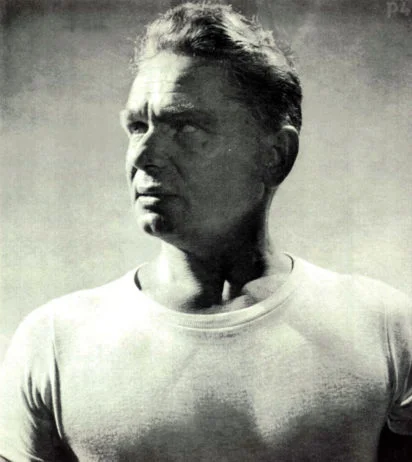 Portrait de Joseph Pilates, créateur de la méthode Pilates